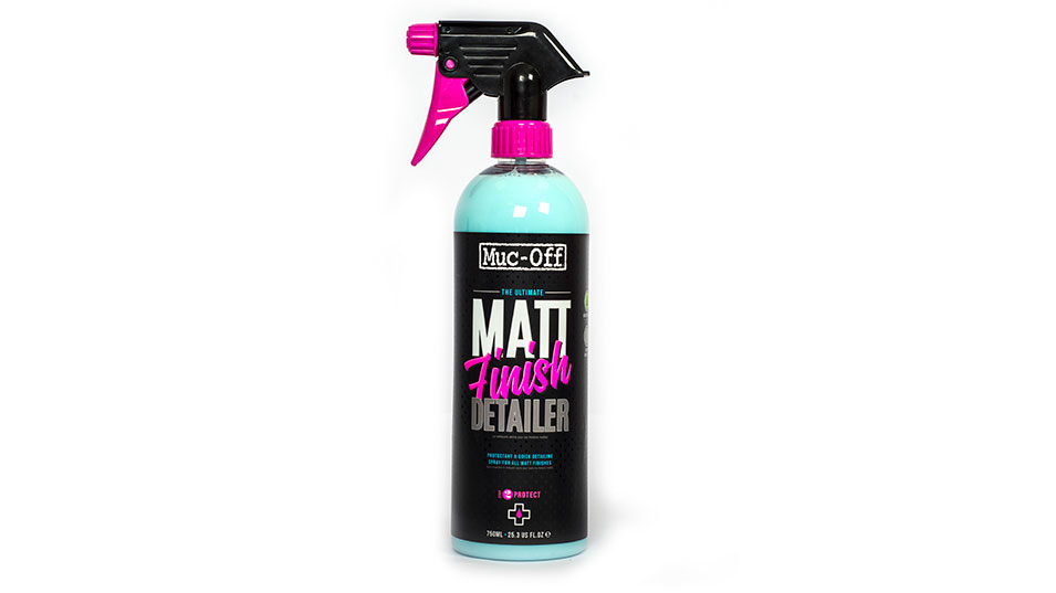 Muc-Off matt finish spray can