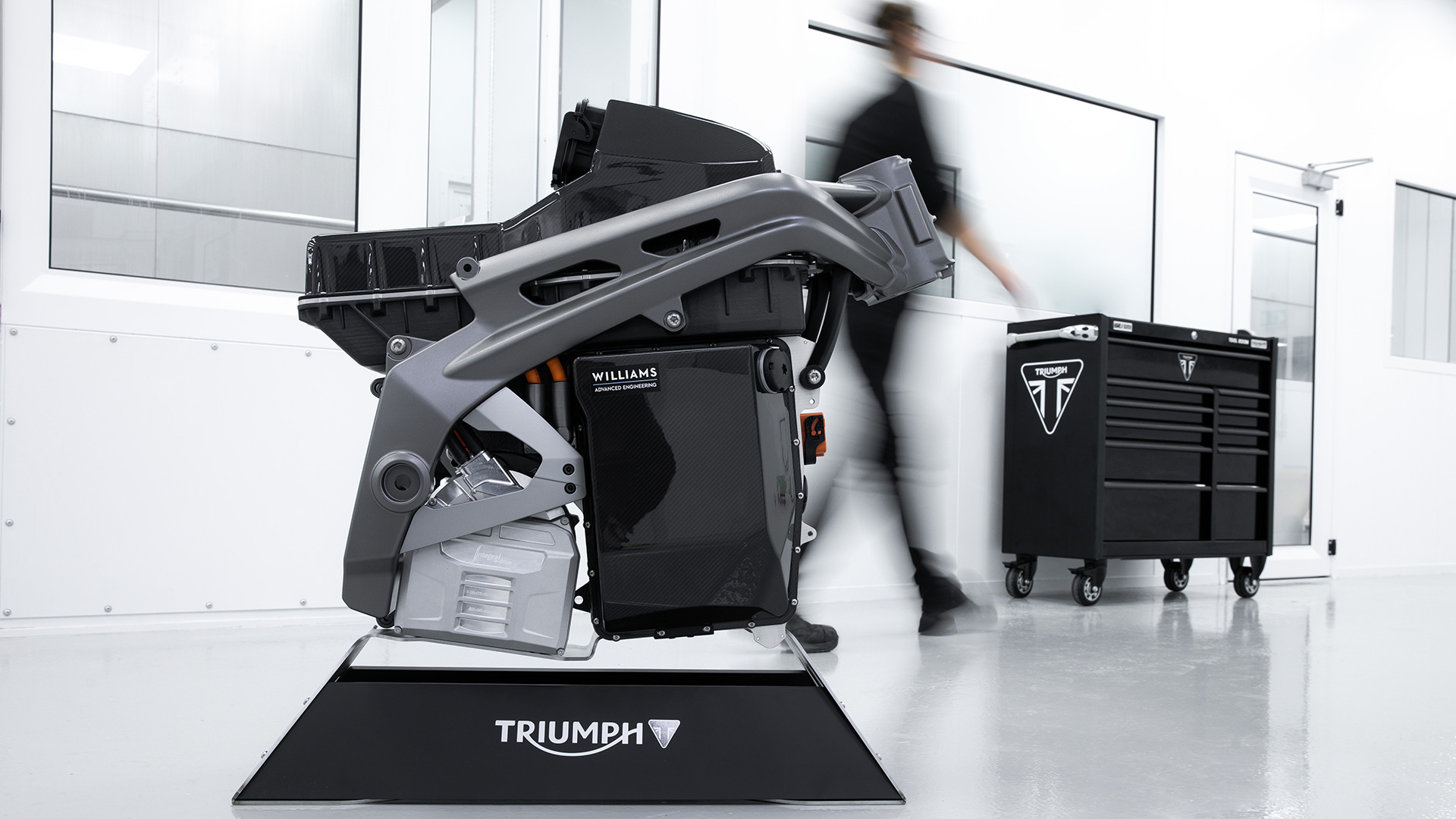 Project Triumph TE1 - Electric Motorcycle engine prototype)