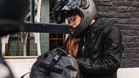 Rider using Triumph bag
