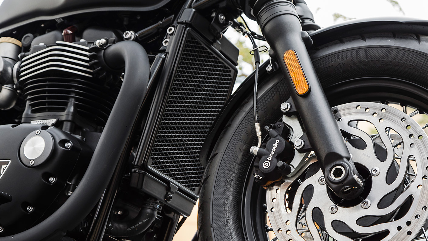 Triumph Bonneville Bobber Liquid Cooling