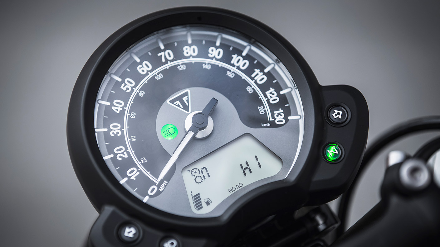 Triumph Bonneville Bobber Riding Modes
