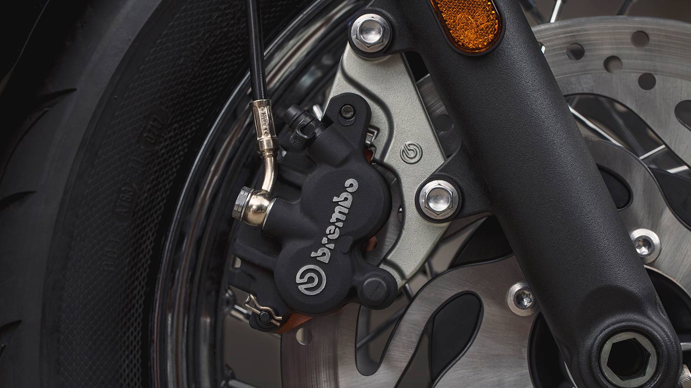 Triumph bonneville speedmaster Brembo brakes