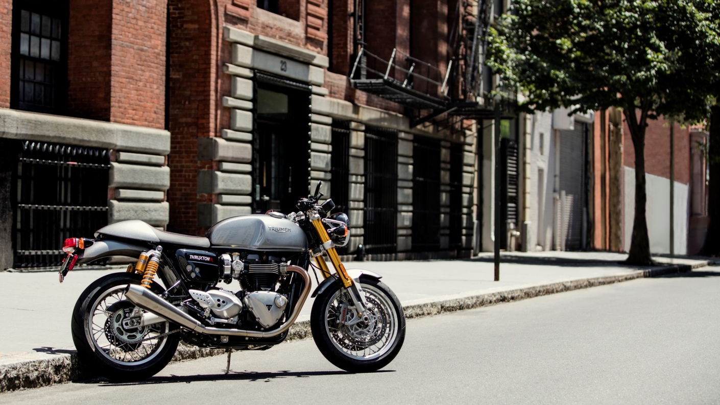 Triumph Thruxton R right hand side static