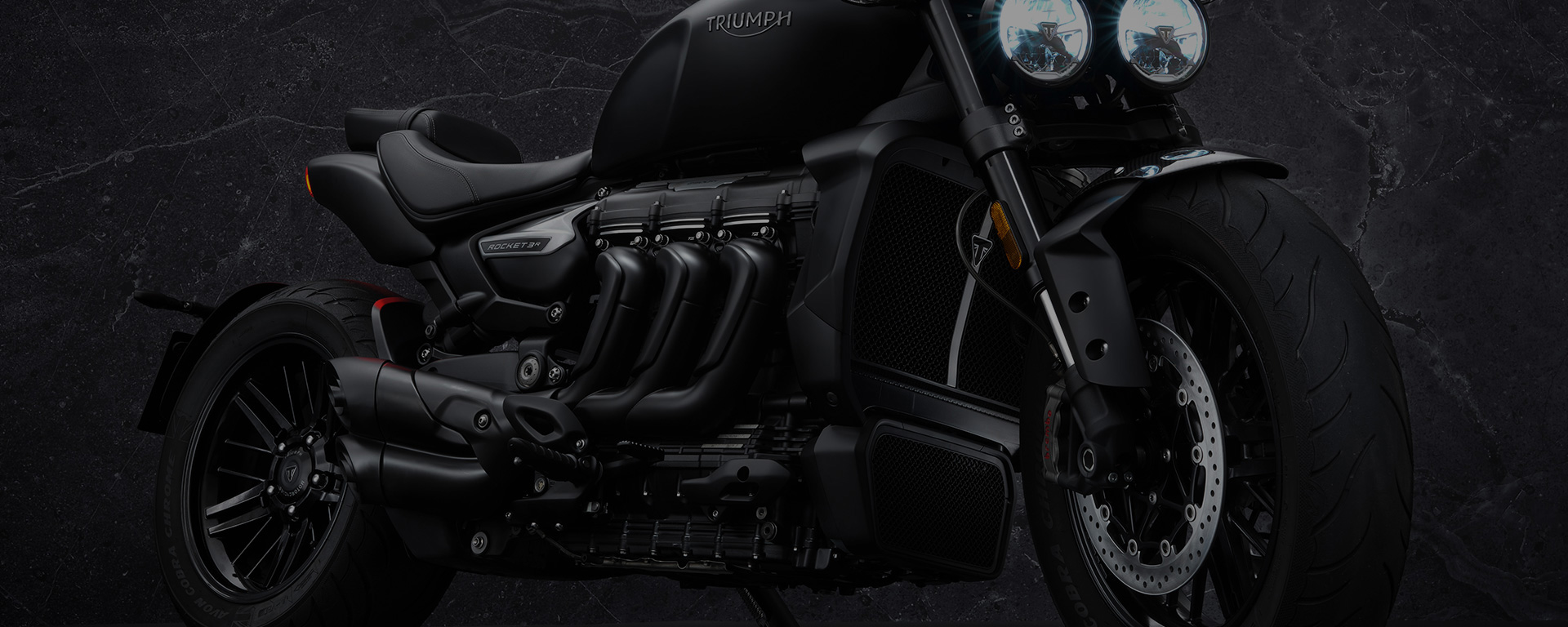 Triumph Rocket 3)