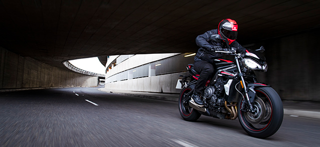 Street Triple R